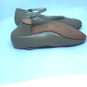 Dance Class Women's Comfort Character Shoes